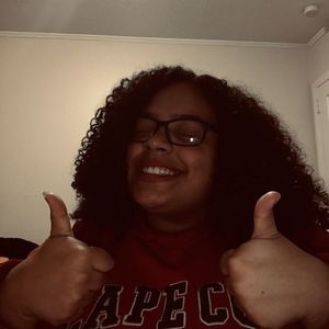 Meet your Posher, Desiree